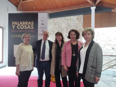 Imagen La Diputación de Segovia pone en valor la labor de los bibliobuses en las jornadas 'La Lectura en el Mundo Rural' celebradas en la localidad vallisoletana de Urueña